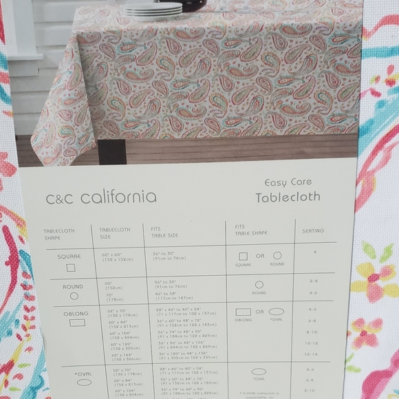 C&C California Design Indoor/Outdoor Easy Care Tablecloth 60 x 84 Paisley Design - Picture 4 of 5